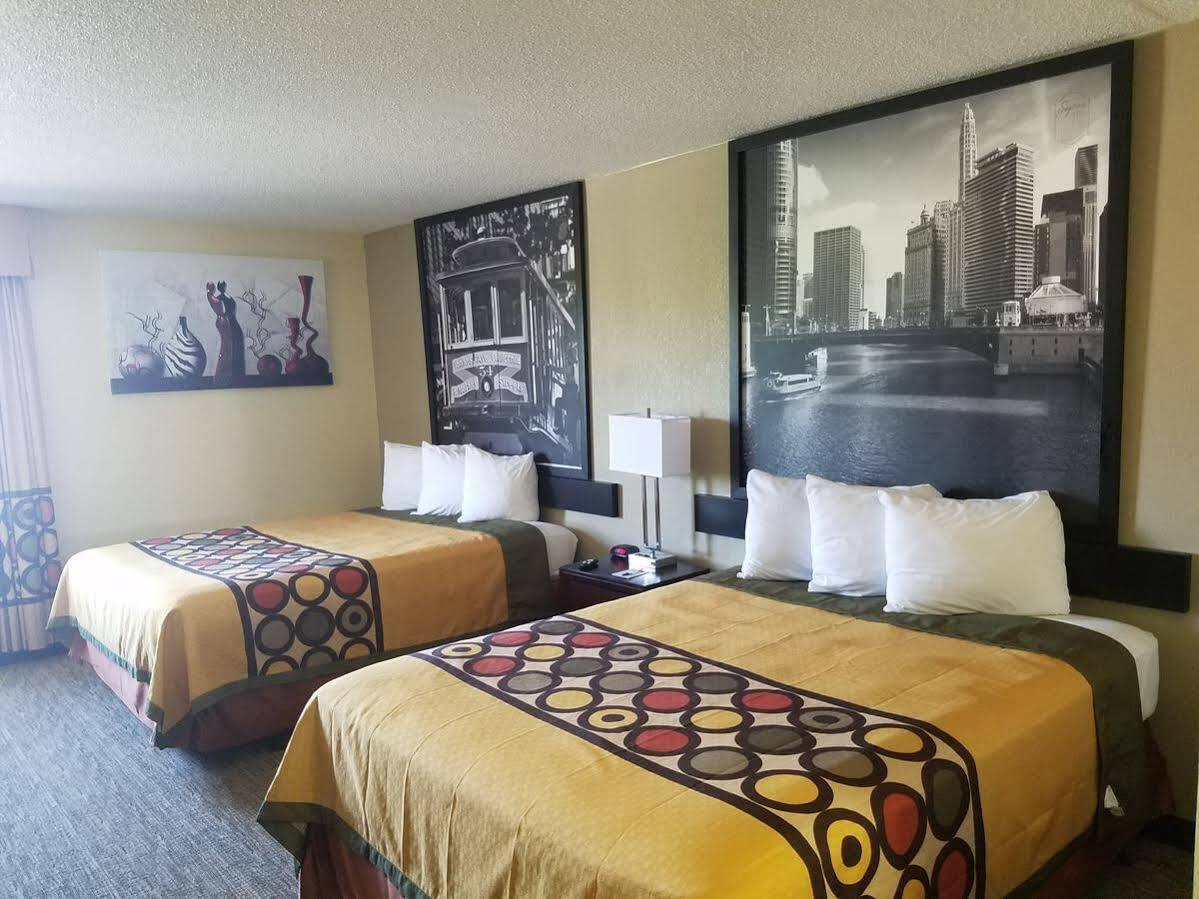 Hotel Super 8 By Wyndham Wichita North Exteriér fotografie